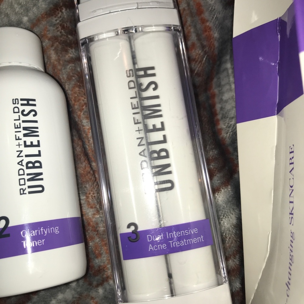 Dual Intense Acne Tratement